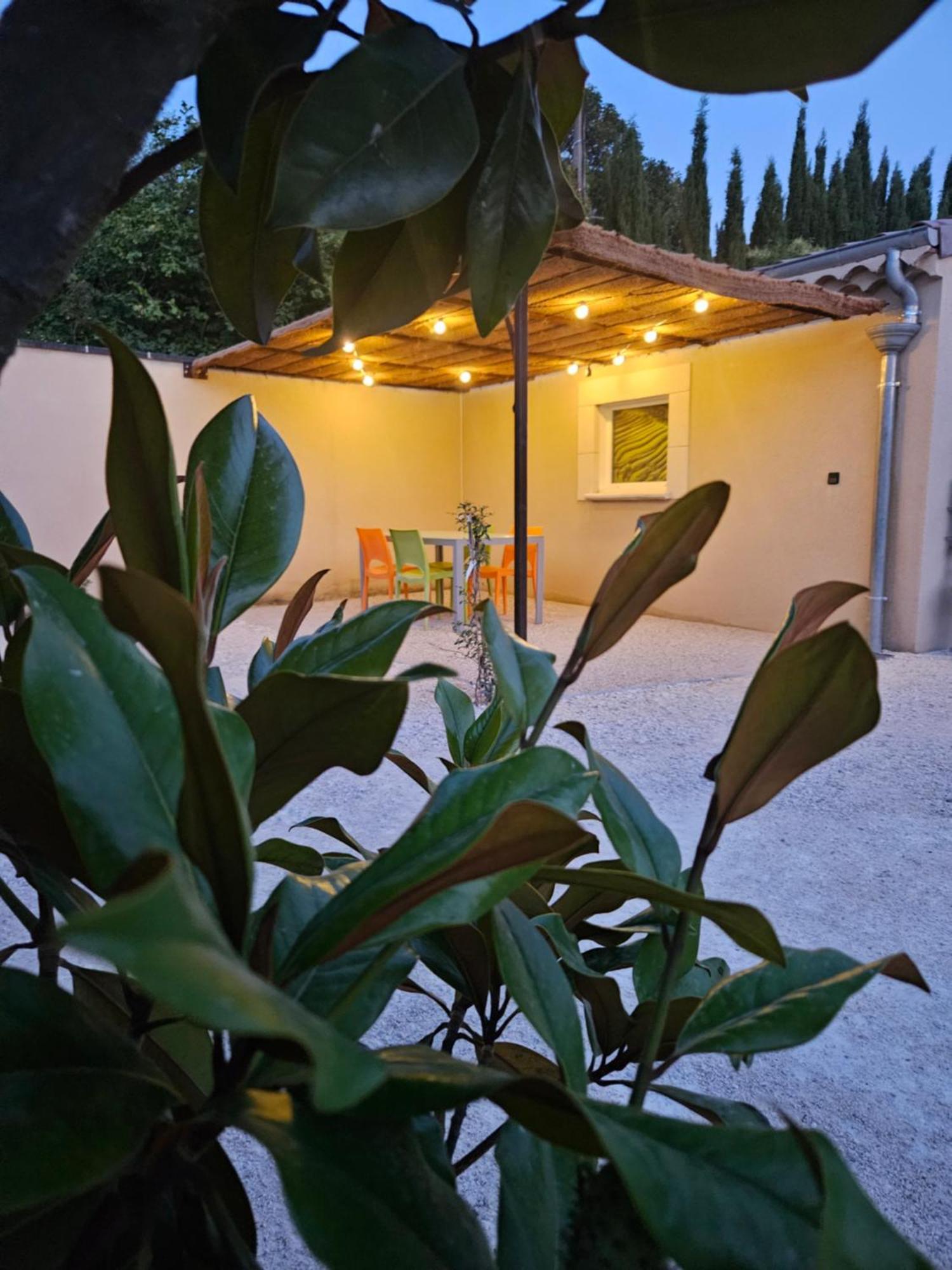 Appartement Le Rubiz à La Coucourde Extérieur photo